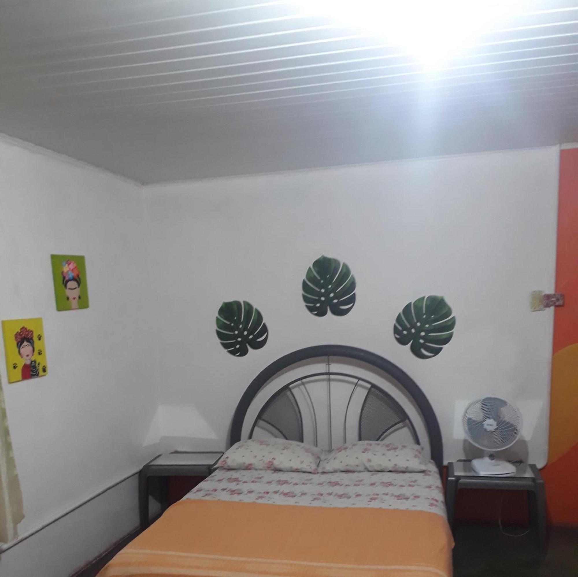 Perto Do Aeroporto De Salvador - Dona Pitanga Hostel Lauro de Freitas Exterior foto